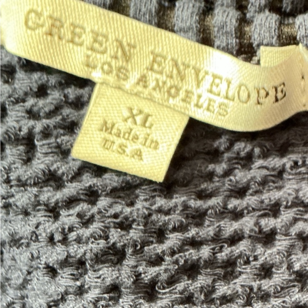 Green Envelope Navy Zip-Front Tank Top - Picture 5 of 5